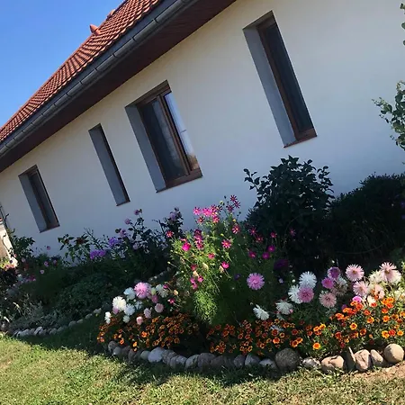 Ostoja Nad Jeziorem Villa Zywki