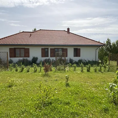 Villa Ostoja Nad Jeziorem *